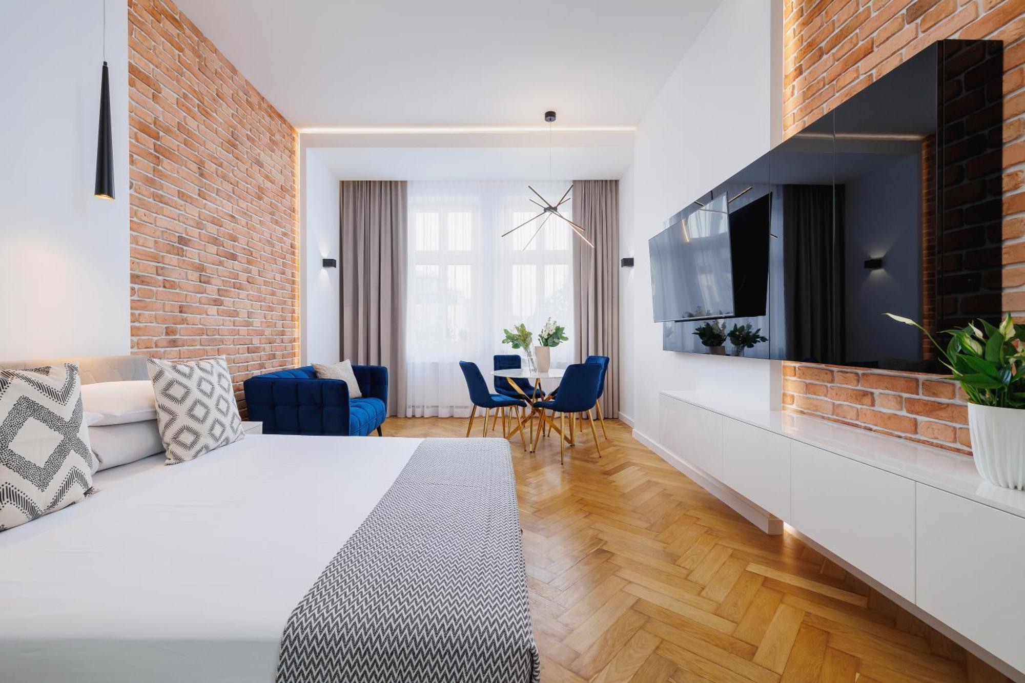 Kazimierz District - Dietla 21 Street Краків
